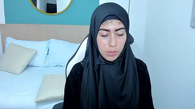 Snapshot of chaymae_nah_ chatting on 01-09-25, 03:23 chaymae nah online show from 01-09-25, 03:23