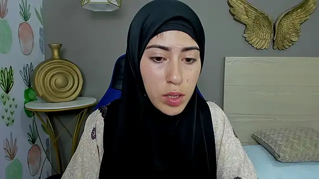 Snapshot of chaymae_nah_ chatting on 01-15-25, 05:19 chaymae nah online show from 01-15-25, 05:19