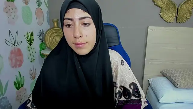 Snapshot of chaymae_nah_ chatting on 01-15-25, 08:20 chaymae nah online show from 01-15-25, 08:20