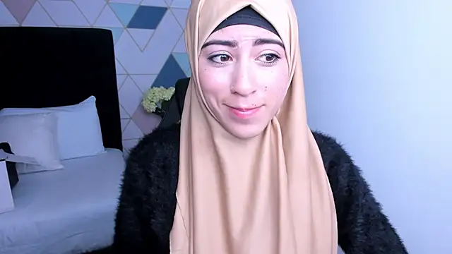 Snapshot of chaymae_nah_ chatting on 01-21-25, 03:21 chaymae nah online show from 01-21-25, 03:21