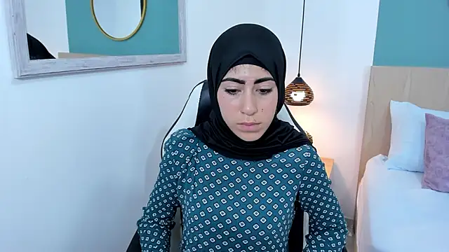 Snapshot of chaymae_nah_ chatting on 01-22-25, 04:55 chaymae nah online show from 01-22-25, 04:55