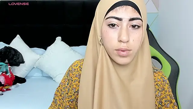 Snapshot of chaymae_nah_ chatting on 01-23-25, 12:30 chaymae nah online show from 01-23-25, 12:30