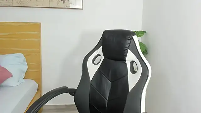 Snapshot of chaymae_nah_ chatting on 02-11-25, 12:16 chaymae nah online show from 02-11-25, 12:16