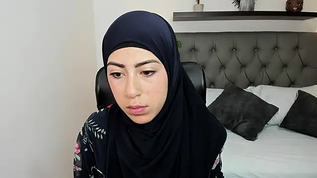 Snapshot of chaymae_nah_ chatting on 03-07-25, 12:45 chaymae nah online show from 03-07-25, 12:45