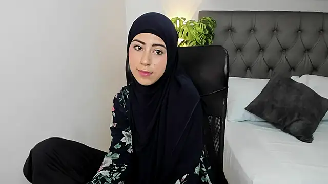 Snapshot of chaymae_nah_ chatting on 03-07-25, 03:49 chaymae nah online show from 03-07-25, 03:49