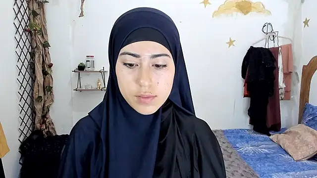 Snapshot of chaymae_nah_ chatting on 09-29-25, 10:58 chaymae nah online show from 09-29-25, 10:58