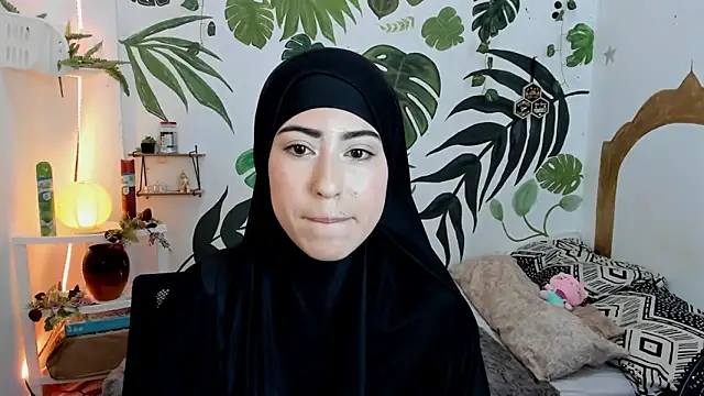 Snapshot of chaymae_nah_ chatting on 10-10-25, 03:16 chaymae nah online show from 10-10-25, 03:16