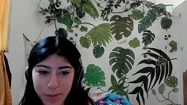 Snapshot of chaymae_nah_ chatting on 10-20-25, 03:01 chaymae nah online show from 10-20-25, 03:01