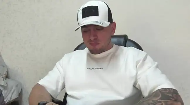 Snapshot of Teilor_Creed chatting on 01-01-25, 08:15 Teilor Creed online show from 01-01-25, 08:15