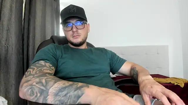 Snapshot of Teilor_Creed chatting on 11-05-25, 08:20 Teilor Creed online show from 11-05-25, 08:20