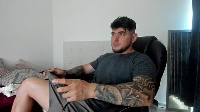 Snapshot of Teilor_Creed chatting on 11-08-25, 08:18 Teilor Creed online show from 11-08-25, 08:18