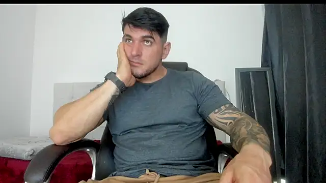 Snapshot of Teilor_Creed chatting on 11-11-25, 08:42 Teilor Creed online show from 11-11-25, 08:42