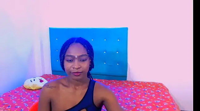 Snapshot of ladypussy69 chatting on 02-08-25, 04:25 ladypussy69 online show from 02-08-25, 04:25