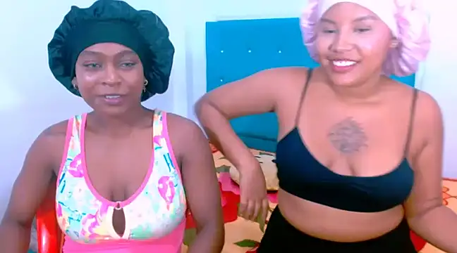 Snapshot of ladypussy69 chatting on 03-16-25, 02:53 ladypussy69 online show from 03-16-25, 02:53