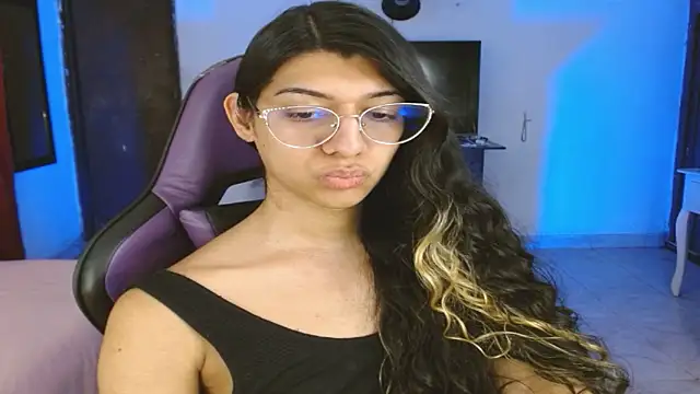 engielphoenis14 online show from 01-14-26, 01:33