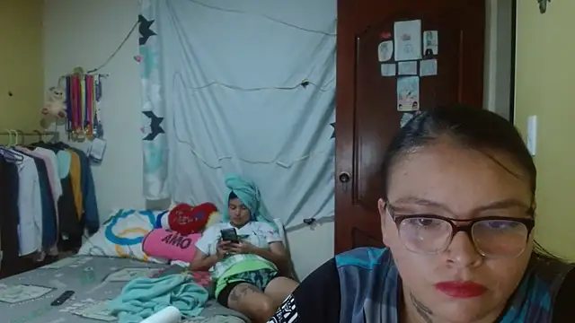 clayre and jill online show from 11-12-25, 04:35