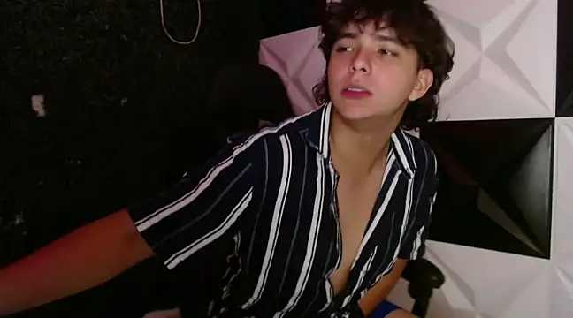 Dani cumboy online show from 02-09-25, 03:22