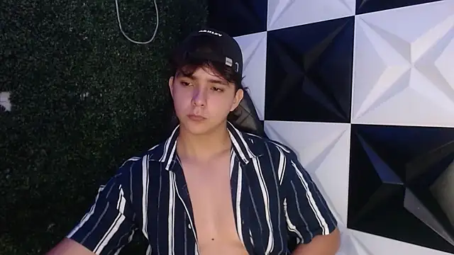 Dani cumboy online show from 02-24-25, 04:49