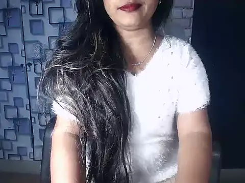 Hot Naina- online show from 12-16-24, 04:49