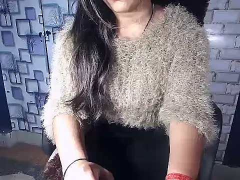 Hot Naina- online show from 12-23-24, 05:54