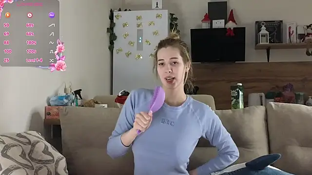 Girl alone home online show from 02-13-25, 03:35