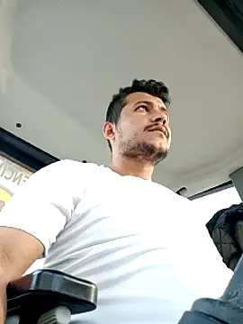 Snapshot of Adana1994 chatting on 01-19-25, 12:39 Adana1994 online show from 01-19-25, 12:39