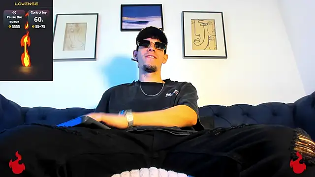 Snapshot of BRAYHAMBROWN chatting on 01-31-25, 10:52 BRAYHAMBROWN online show from 01-31-25, 10:52