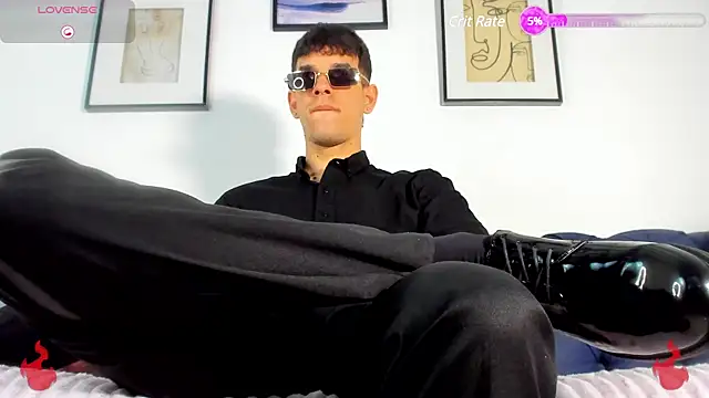 Snapshot of BRAYHAMBROWN chatting on 03-22-25, 10:59 BRAYHAMBROWN online show from 03-22-25, 10:59
