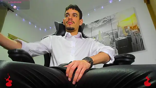 Snapshot of BRAYHAMBROWN chatting on 10-20-25, 01:50 BRAYHAMBROWN online show from 10-20-25, 01:50