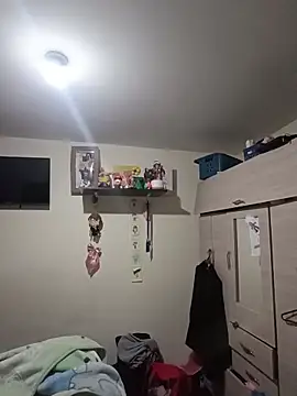 karlamorris  online show from 11-19-25, 11:43