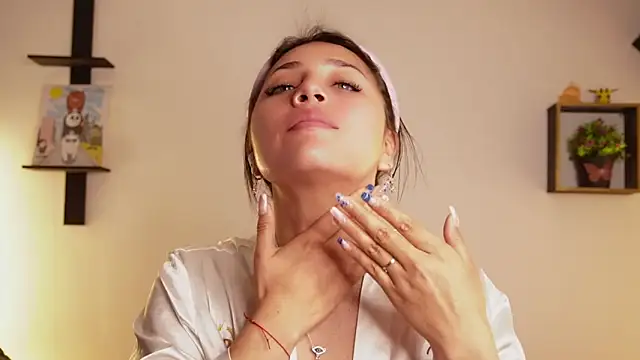 Sophy SmileSweet online show from 10-14-25, 11:00