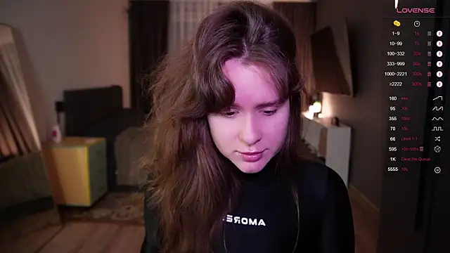 Jantrlatex online show from 11-25-25, 09:37