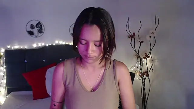 mia sweetdc online show from 01-12-25, 08:14