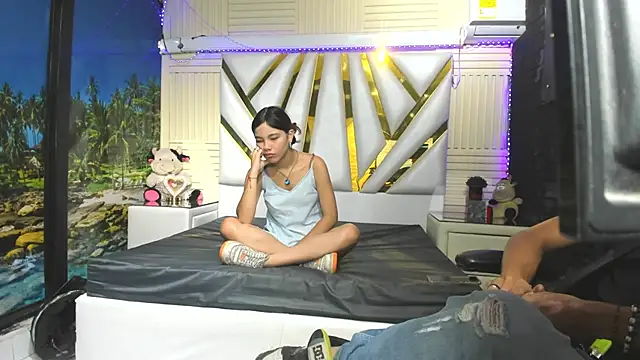 Ashley James online show from 10-21-25, 08:31