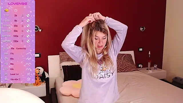 sexy blondegirl online show from 12-03-24, 05:55