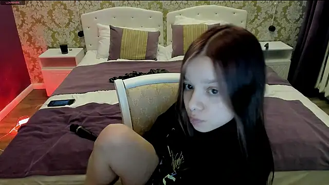 crystal lilith online show from 01-29-25, 02:21