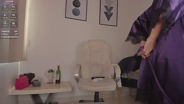 LynnSam  online show from 03-16-25, 06:23