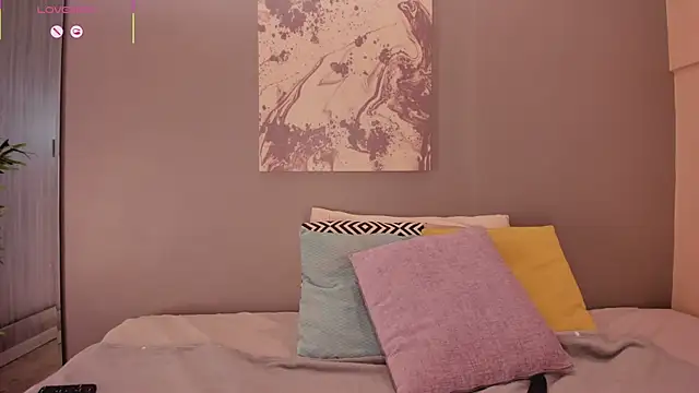 LynnSam  online show from 10-26-25, 06:36