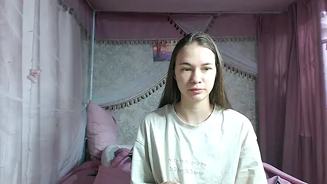 leila bambi  online show from 11-27-25, 06:21