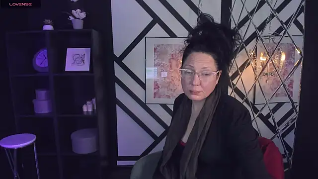 Anita Muse online show from 03-06-25, 03:35