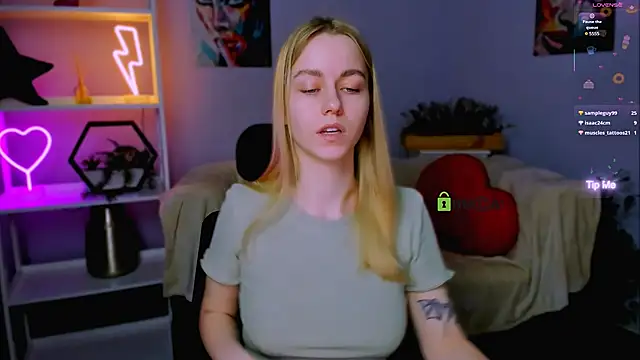 mary mooore online show from 03-16-25, 01:17
