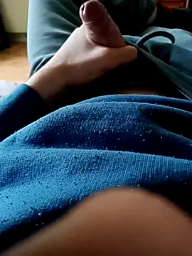 Snapshot of NudeYogaBoy chatting on 02-05-25, 01:33 NudeYogaBoy online show from 02-05-25, 01:33