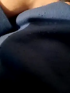 Snapshot of NudeYogaBoy chatting on 02-06-25, 04:47 NudeYogaBoy online show from 02-06-25, 04:47