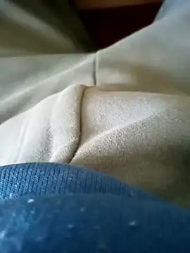 Snapshot of NudeYogaBoy chatting on 03-14-25, 02:30 NudeYogaBoy online show from 03-14-25, 02:30