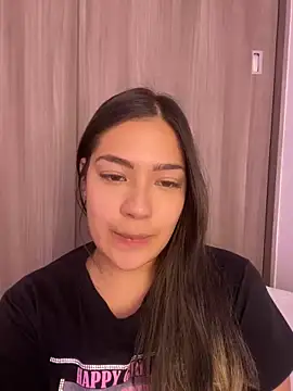 Latina vanessa online show from 01-21-25, 01:29