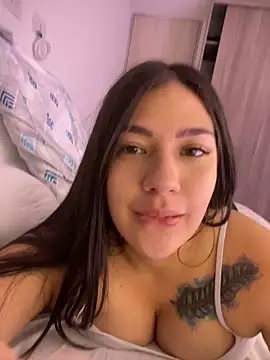 Latina vanessa online show from 02-26-25, 12:49