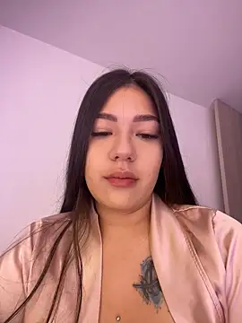 Latina vanessa online show from 03-04-25, 11:22