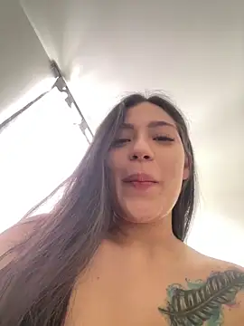Latina vanessa online show from 09-20-25, 03:02