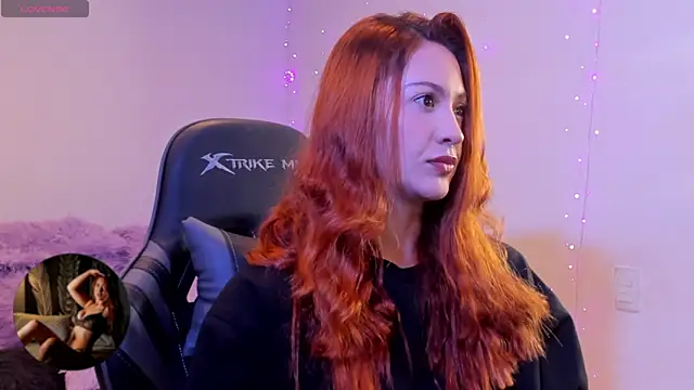 Amypond   online show from 10-24-25, 10:44