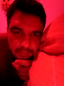 Snapshot of DicAndMary chatting on 09-20-25, 08:21 DicAndMary online show from 09-20-25, 08:21